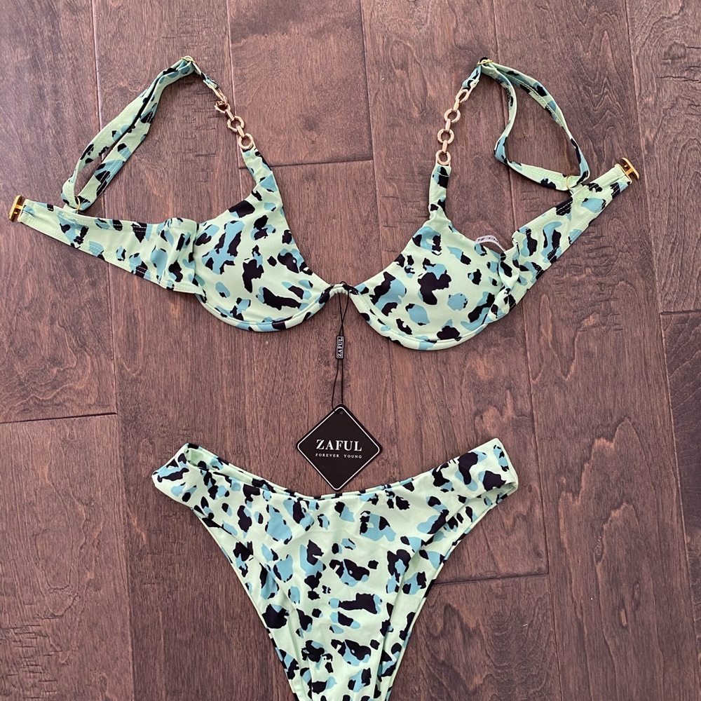 leopard bikini